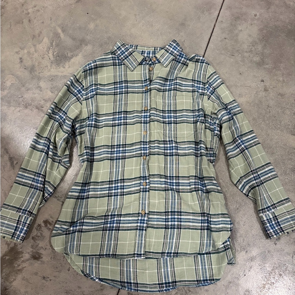 American Eagle Outfitters Plaid Shirt in Green and Blue
